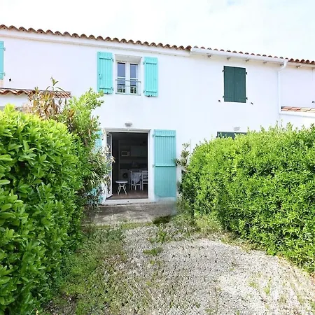 526 Clos Des Thermes 26 Courtyard, Parking And Pool