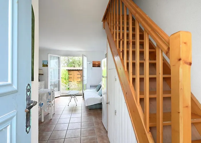 526 Clos Des Thermes 26 Courtyard, Parking And Pool *