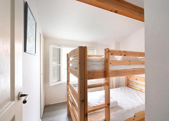 526 Clos Des Thermes 26 Courtyard, Parking And Pool 빌라